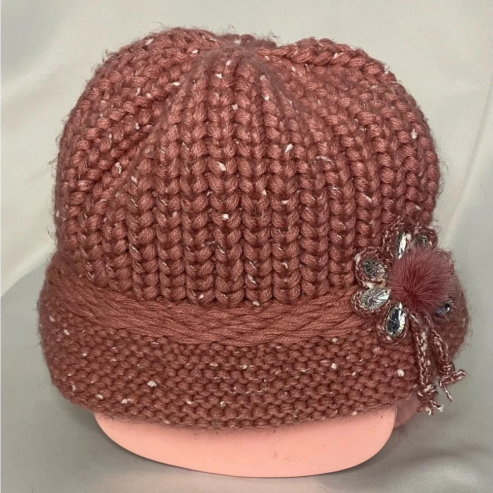 Elegant Knit Beanie with Floral Accent - Rose‎ Pink